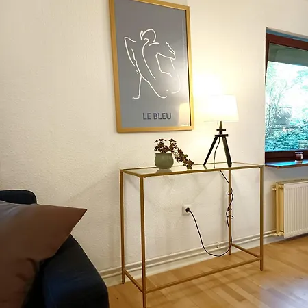 X - 2 In Idyllischer Und Zentraler Lage Lägenhet