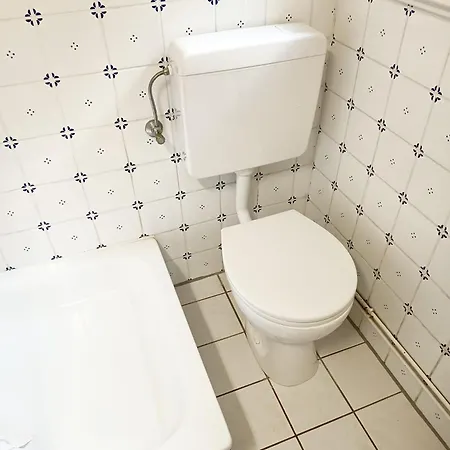 X - 2 In Idyllischer Und Zentraler Lage *